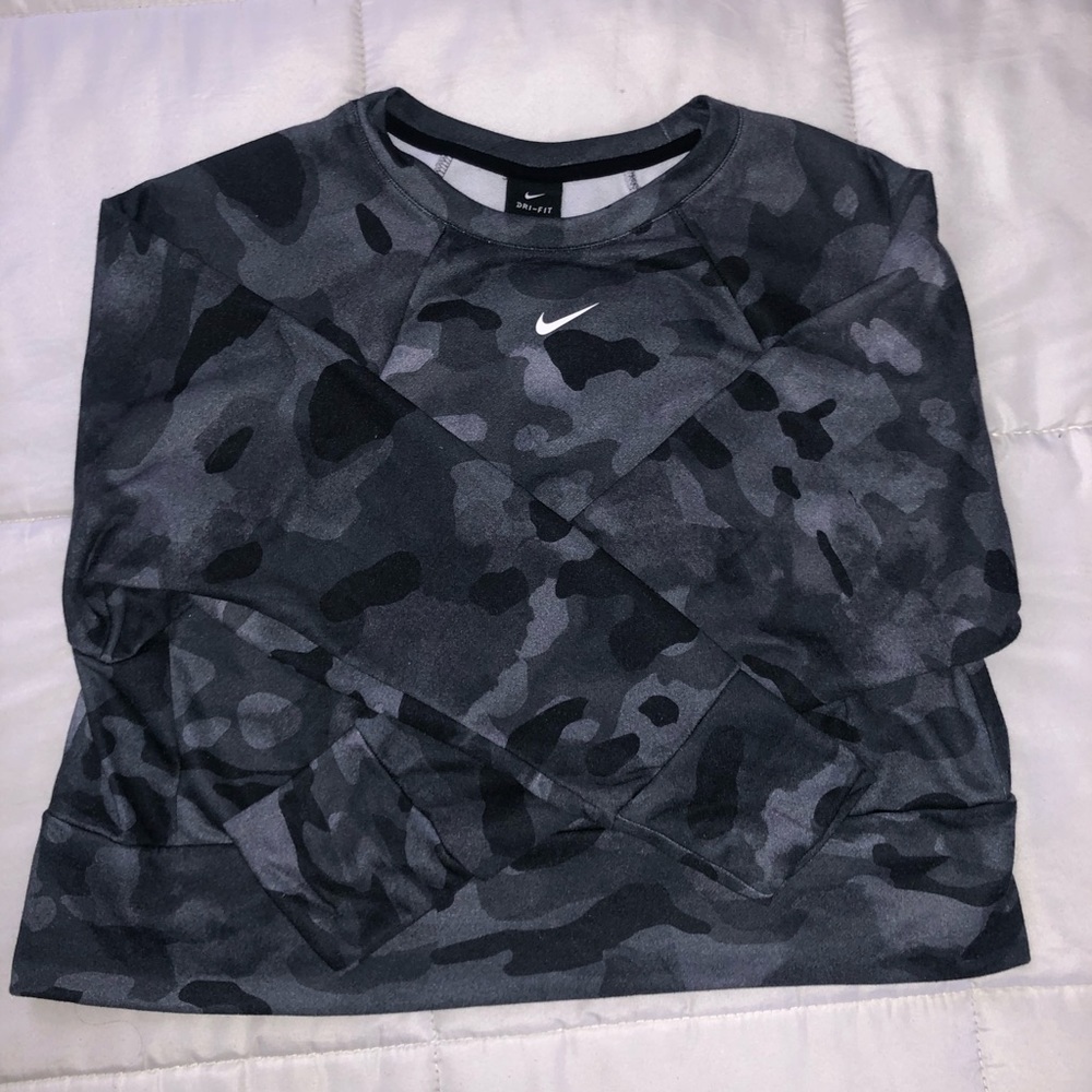 Nike Cropped Sweater